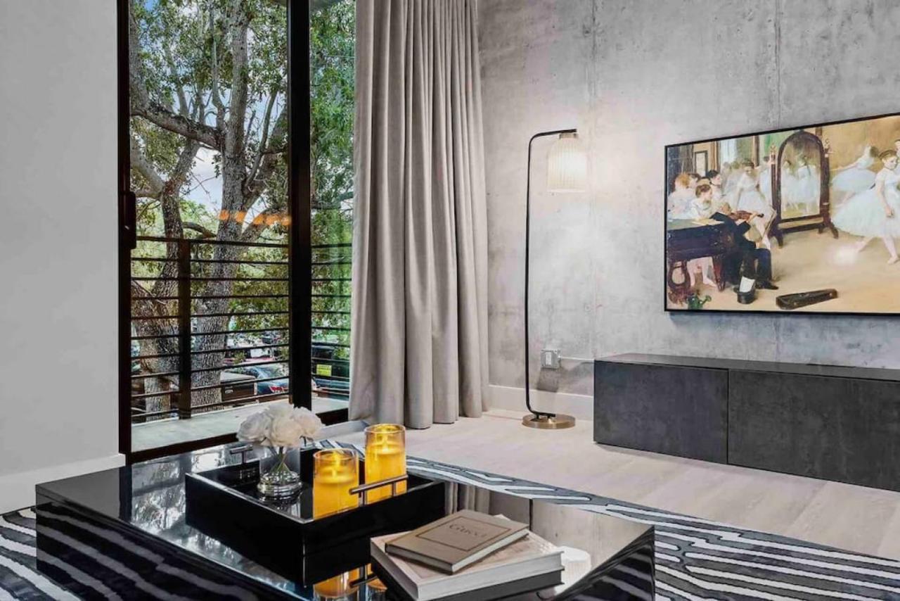 Pretty Rola 204 Upscale Spacious 1B1B Apt W King Bed At Downtown Ft Lauderdale فورت لودرديل المظهر الخارجي الصورة