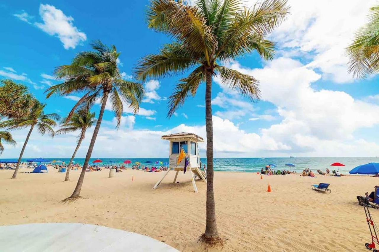 Pretty Rola 204 Upscale Spacious 1B1B Apt W King Bed At Downtown Ft Lauderdale فورت لودرديل المظهر الخارجي الصورة